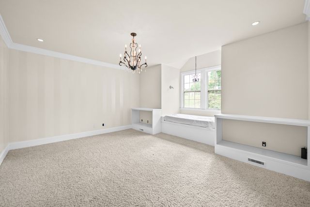 171 W Glenwood Dr, Clarksville, TN 37040
