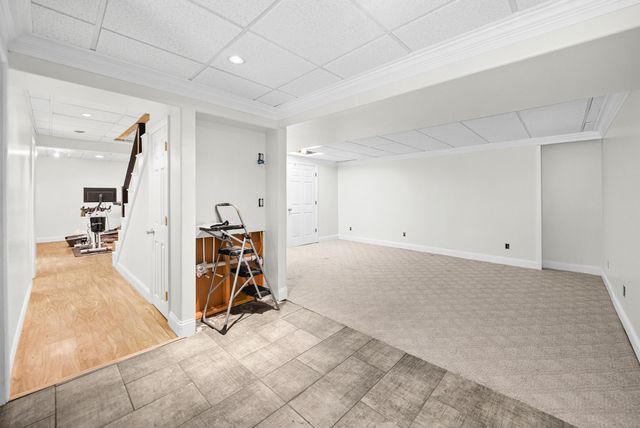 171 W Glenwood Dr, Clarksville, TN 37040