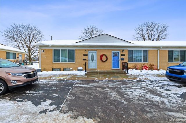 49990 Helfer Blvd, Wixom, MI 48393