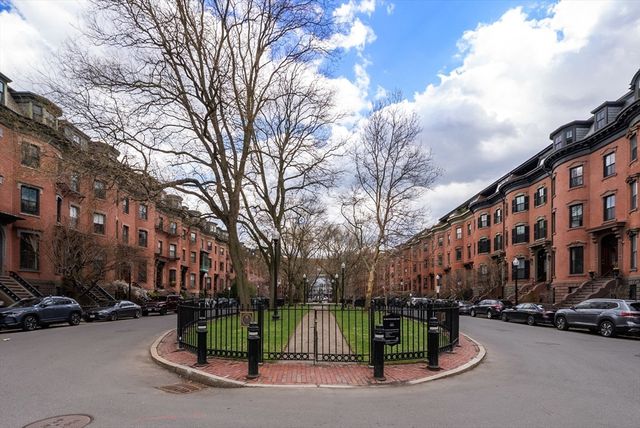 1666 Washington St 3, Boston, MA 02118