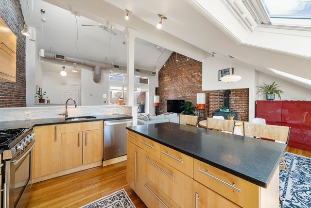 1666 Washington St 3, Boston, MA 02118