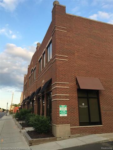 614 E Eleven Mile Road, Royal Oak, MI 48067