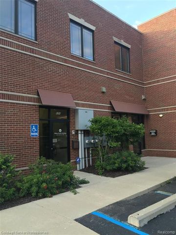 614 E Eleven Mile Road, Royal Oak, MI 48067