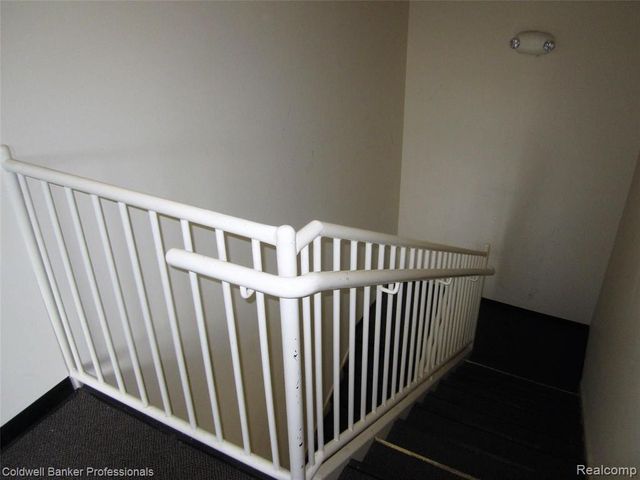 614 E Eleven Mile Road, Royal Oak, MI 48067