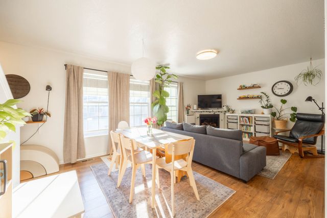 936 Mckinley Avenue 14, Des Moines, IA 50315