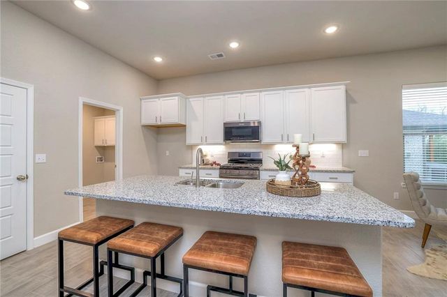 15624 Austin Court, Basehor, KS 66007