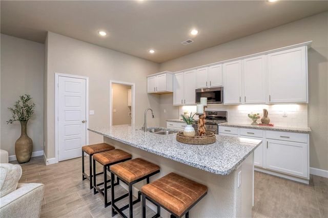 15624 Austin Court, Basehor, KS 66007