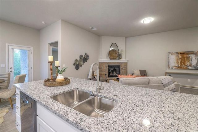 15624 Austin Court, Basehor, KS 66007