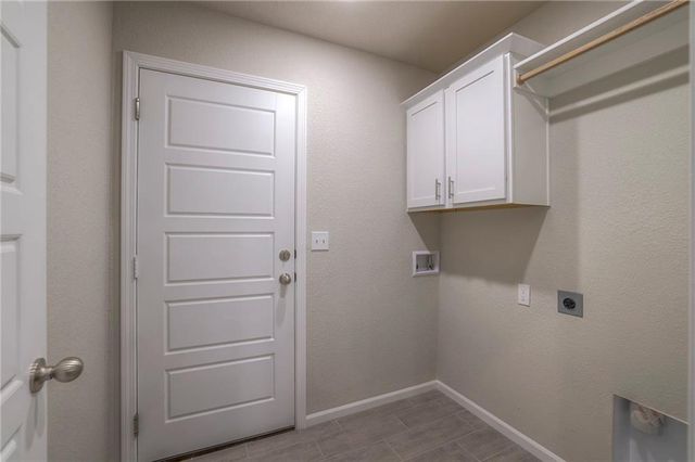 15624 Austin Court, Basehor, KS 66007