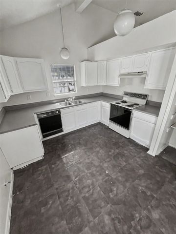 1353 Southridge Drive, Lancaster, TX 75146