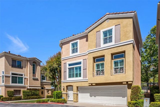 237 Montana del Lago Drive, Rancho Santa Margarita, CA 92688