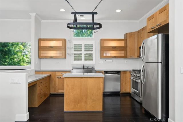 237 Montana del Lago Drive, Rancho Santa Margarita, CA 92688