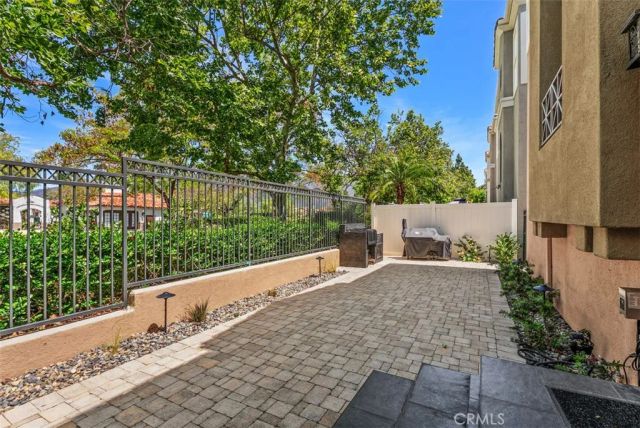 237 Montana del Lago Drive, Rancho Santa Margarita, CA 92688