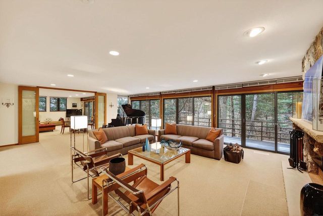 209 Saratoga Circle, Madison, WI 53705