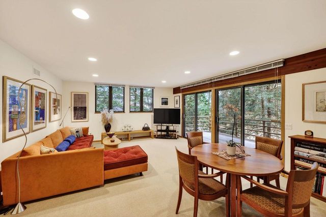209 Saratoga Circle, Madison, WI 53705