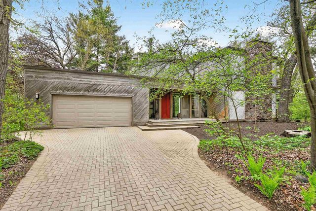 209 Saratoga Circle, Madison, WI 53705
