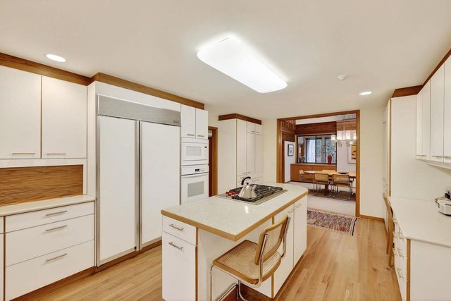 209 Saratoga Circle, Madison, WI 53705