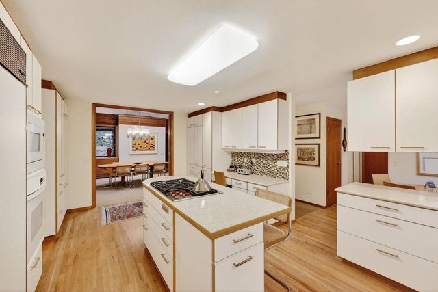 209 Saratoga Circle, Madison, WI 53705