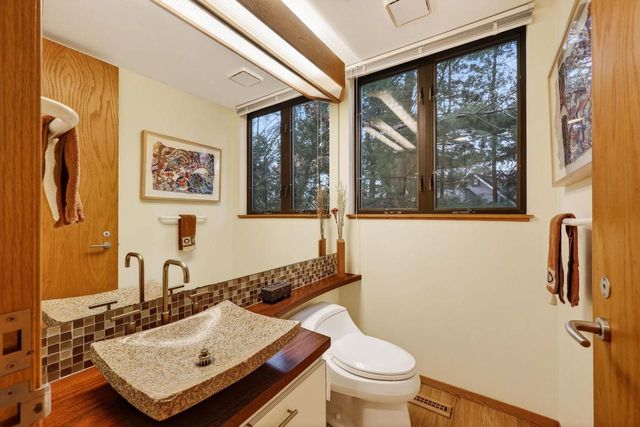 209 Saratoga Circle, Madison, WI 53705