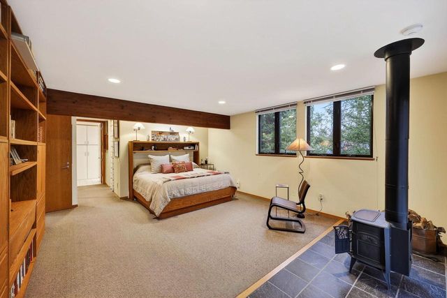 209 Saratoga Circle, Madison, WI 53705