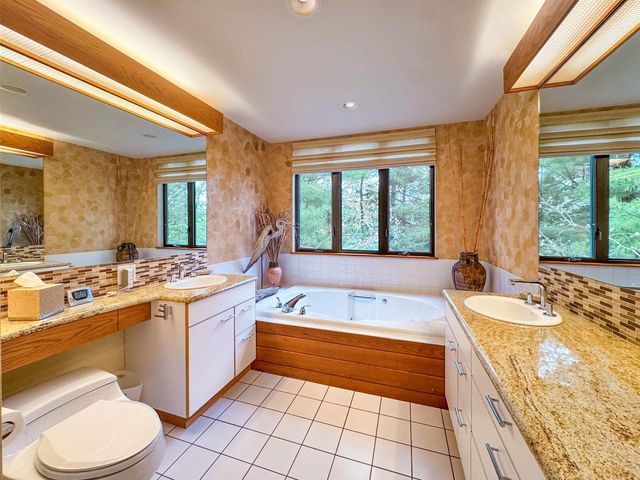 209 Saratoga Circle, Madison, WI 53705