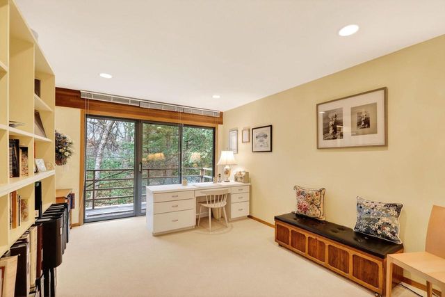 209 Saratoga Circle, Madison, WI 53705