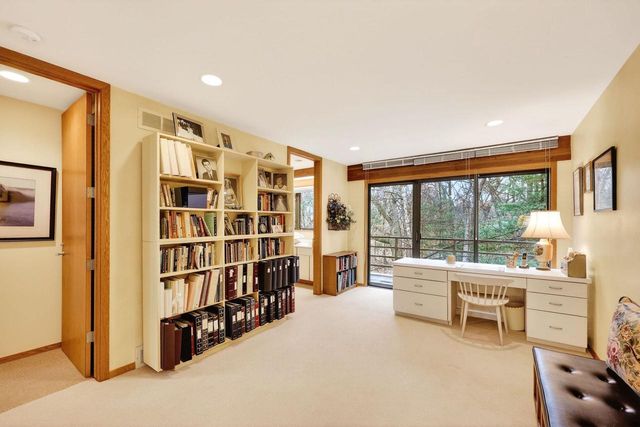 209 Saratoga Circle, Madison, WI 53705