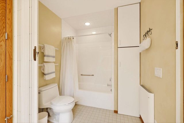 209 Saratoga Circle, Madison, WI 53705