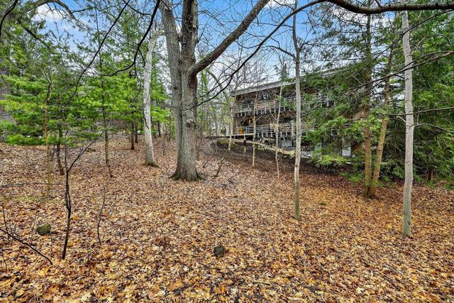 209 Saratoga Circle, Madison, WI 53705