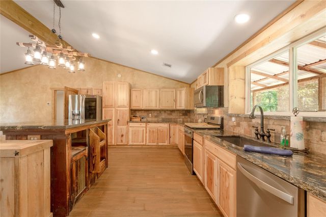 150 Air Park Drive, Livingston, TX 77351