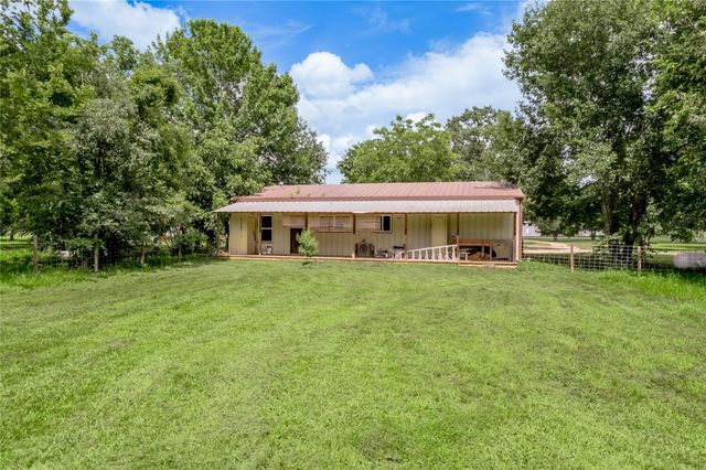 150 Air Park Drive, Livingston, TX 77351