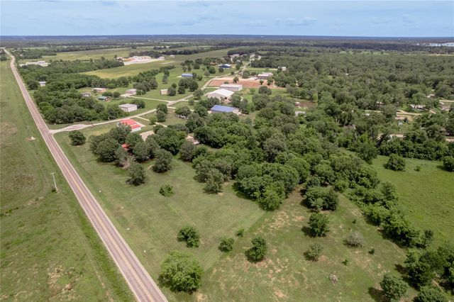 150 Air Park Drive, Livingston, TX 77351