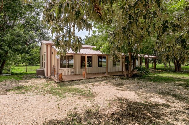 150 Air Park Drive, Livingston, TX 77351
