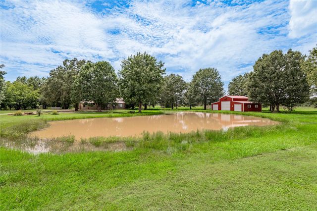 150 Air Park Drive, Livingston, TX 77351