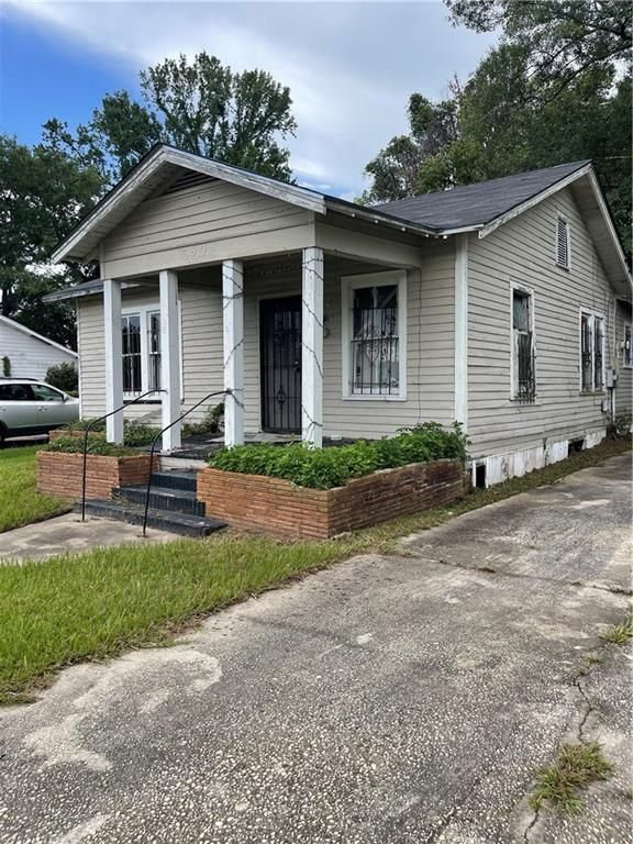 650 Holcombe Avenue, Mobile, AL 36606 — exterior