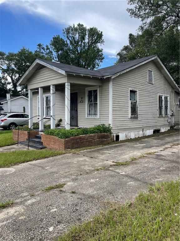 650 Holcombe Avenue, Mobile, AL 36606 — photo 2