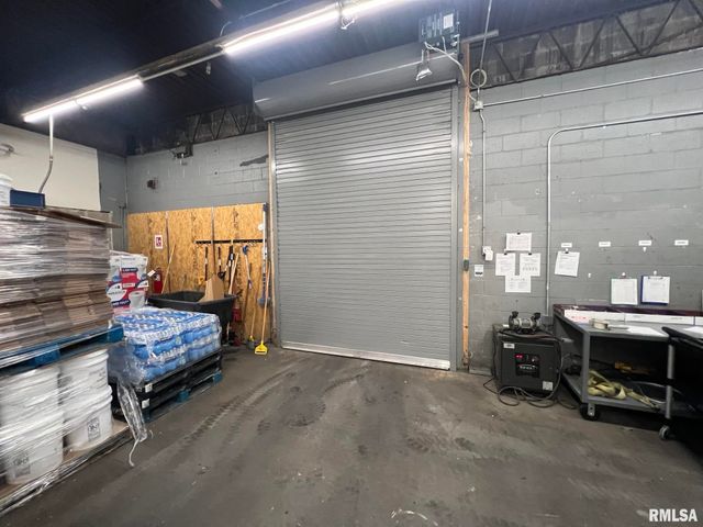 1309 W 4TH Street, Davenport, IA 52802