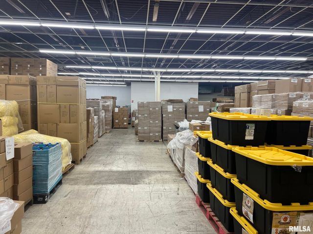 1309 W 4TH Street, Davenport, IA 52802