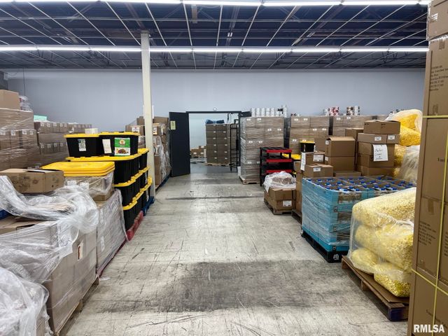 1309 W 4TH Street, Davenport, IA 52802