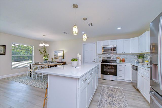 2167 LAKEVIEW ROAD, Clearwater, FL 33764