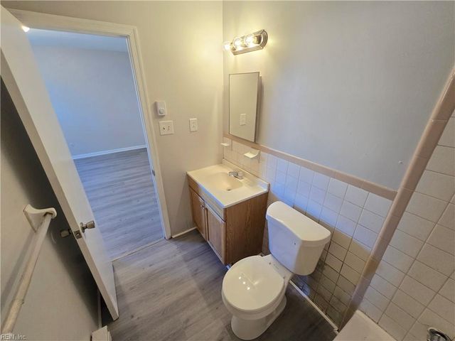 3475 Azalea Garden Rd Apt 9, Norfolk, VA 23513