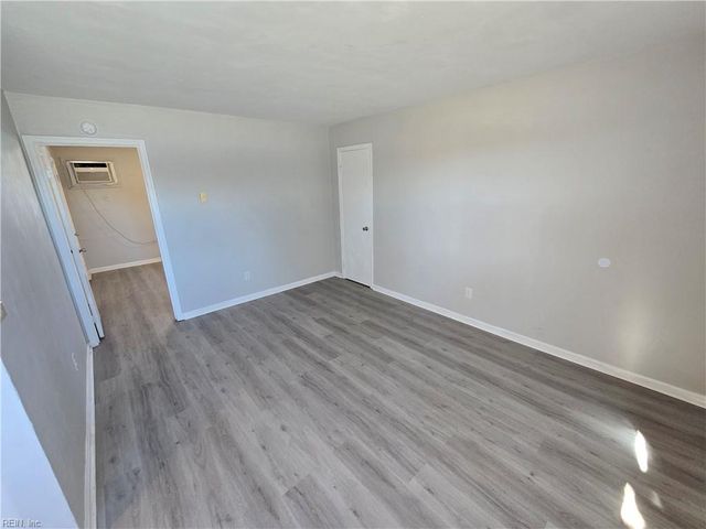 3475 Azalea Garden Rd Apt 9, Norfolk, VA 23513