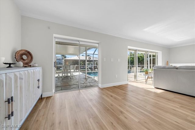 128 San Salvador ST, Naples, FL 34113