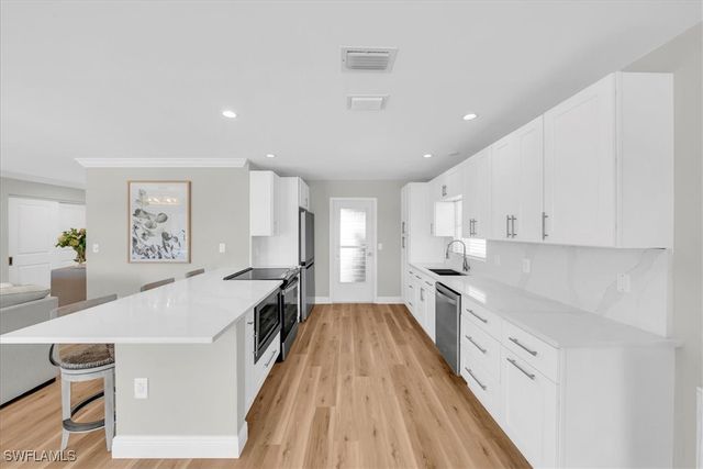 128 San Salvador ST, Naples, FL 34113