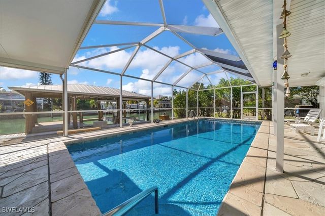 128 San Salvador ST, Naples, FL 34113