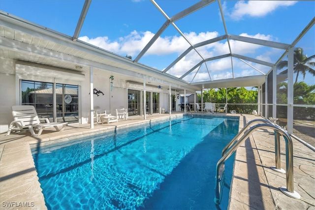 128 San Salvador ST, Naples, FL 34113