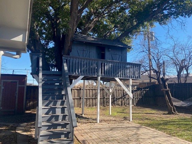 406 S Park Street, Little Elm, TX 75068