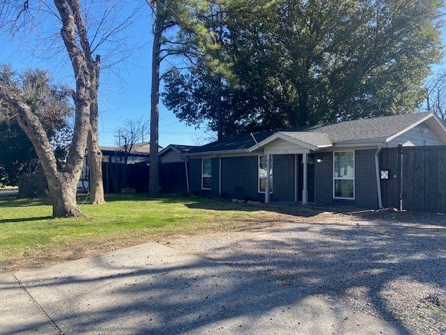 406 S Park Street, Little Elm, TX 75068