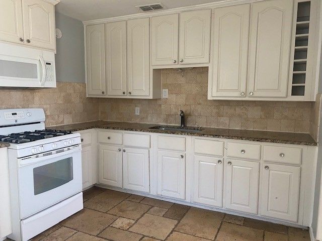 406 S Park Street, Little Elm, TX 75068