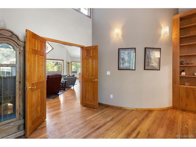 945 Sun Valley Dr, Woodland Park, CO 80863